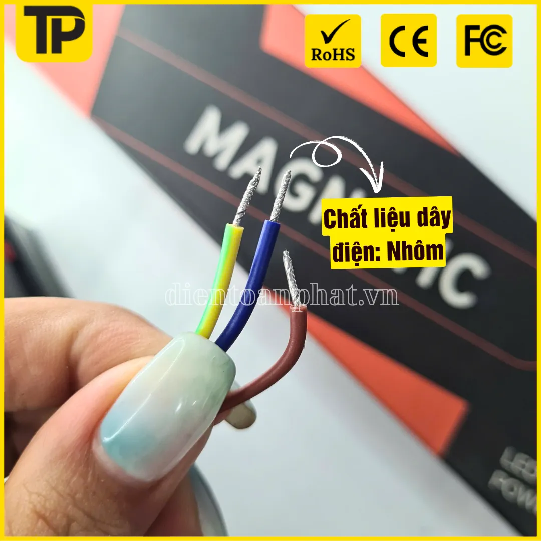 nguon-ray-nam-cham-toan-phat-electric-4